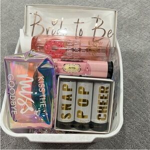 NWT MISS TO MRS box items never used!